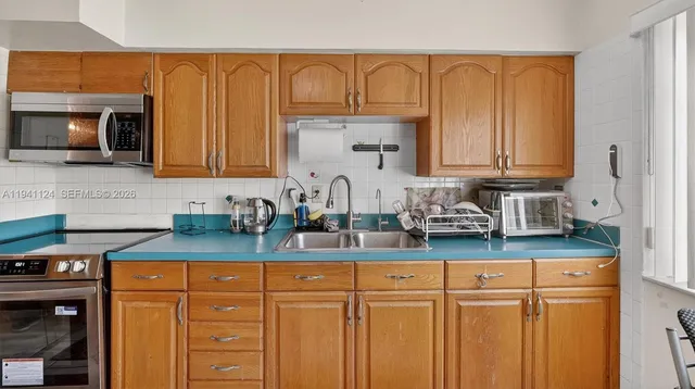 $560,000 | 3735 Northwest 197th Street, Miami Gardens, FL 33055