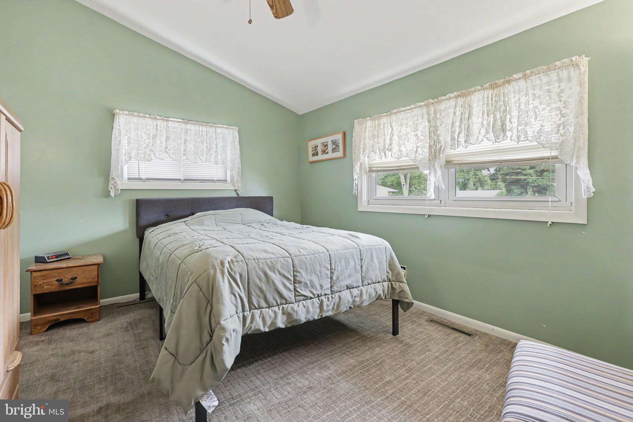 23 Avon Place Maple Shade, NJ 08052 - Photo 24 of 38