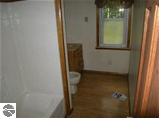 5272 Gonyer Road Southwest Fife Lake, MI 49633 - Photo 8 of 11 1698770-7.JPG