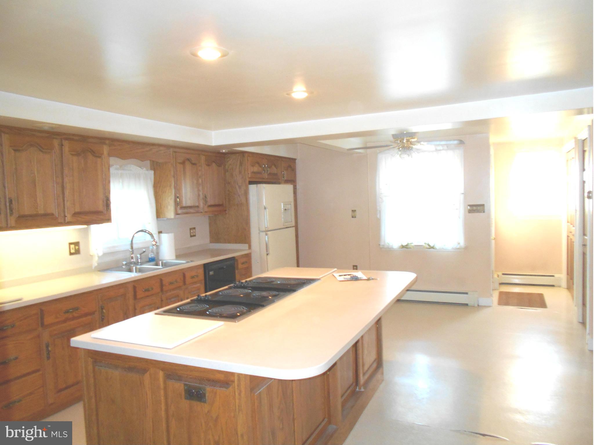 3565 Kump Station Road Taneytown, MD 21787 - Photo 7 of 25 Kitchen