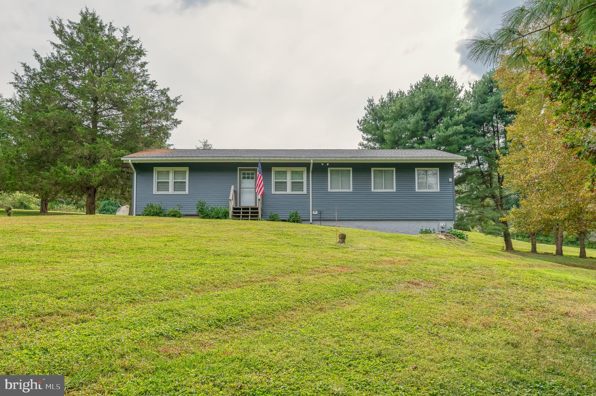329 Everett Road Monkton, MD 21111 - Photo 29 of 41 a front view of house with a garden