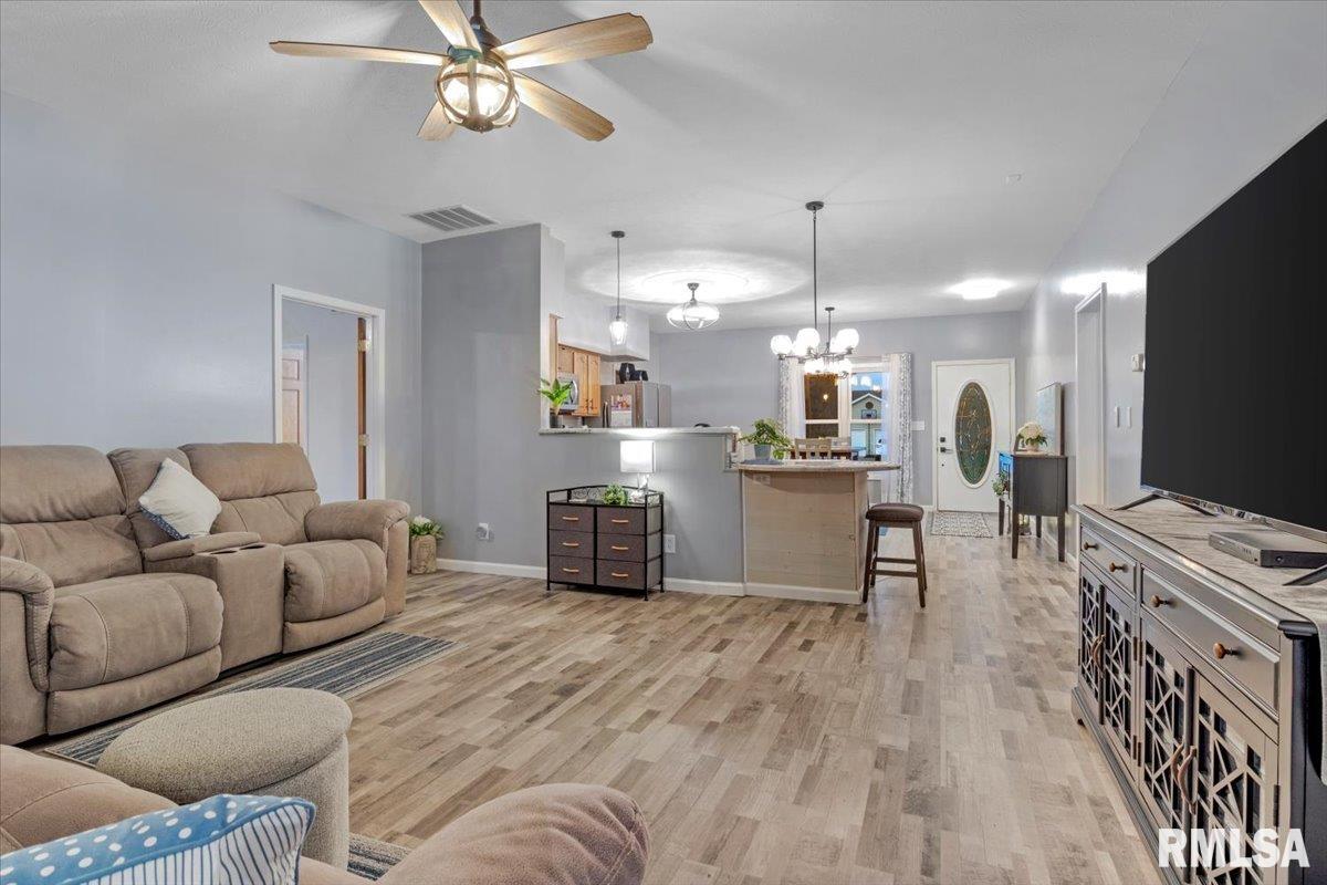 801 Bitterroot Drive Athens, IL 62613 - Photo 12 of 38 Gallery Image 12