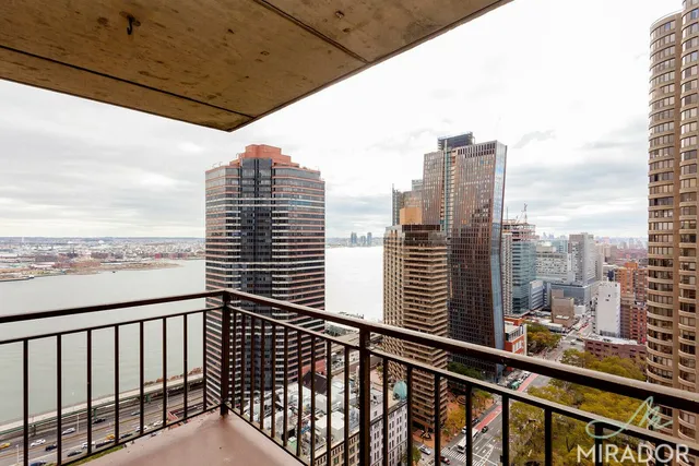 $5,500 | 330 East 39th Street, Unit 34M | Murray Hill