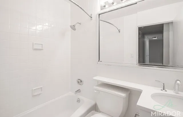 $5,500 | 330 East 39th Street, Unit 34M | Murray Hill