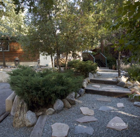 53445 Tollgate Road Idyllwild, CA 92549 - Photo 9 of 22 Landscaped entrance