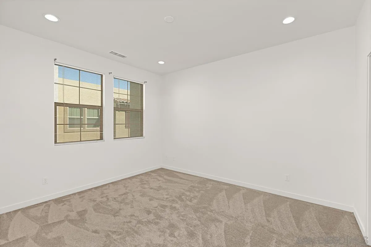 340 Millstream Court Santee, CA 92071 - Photo 14 of 19 an empty room with windows