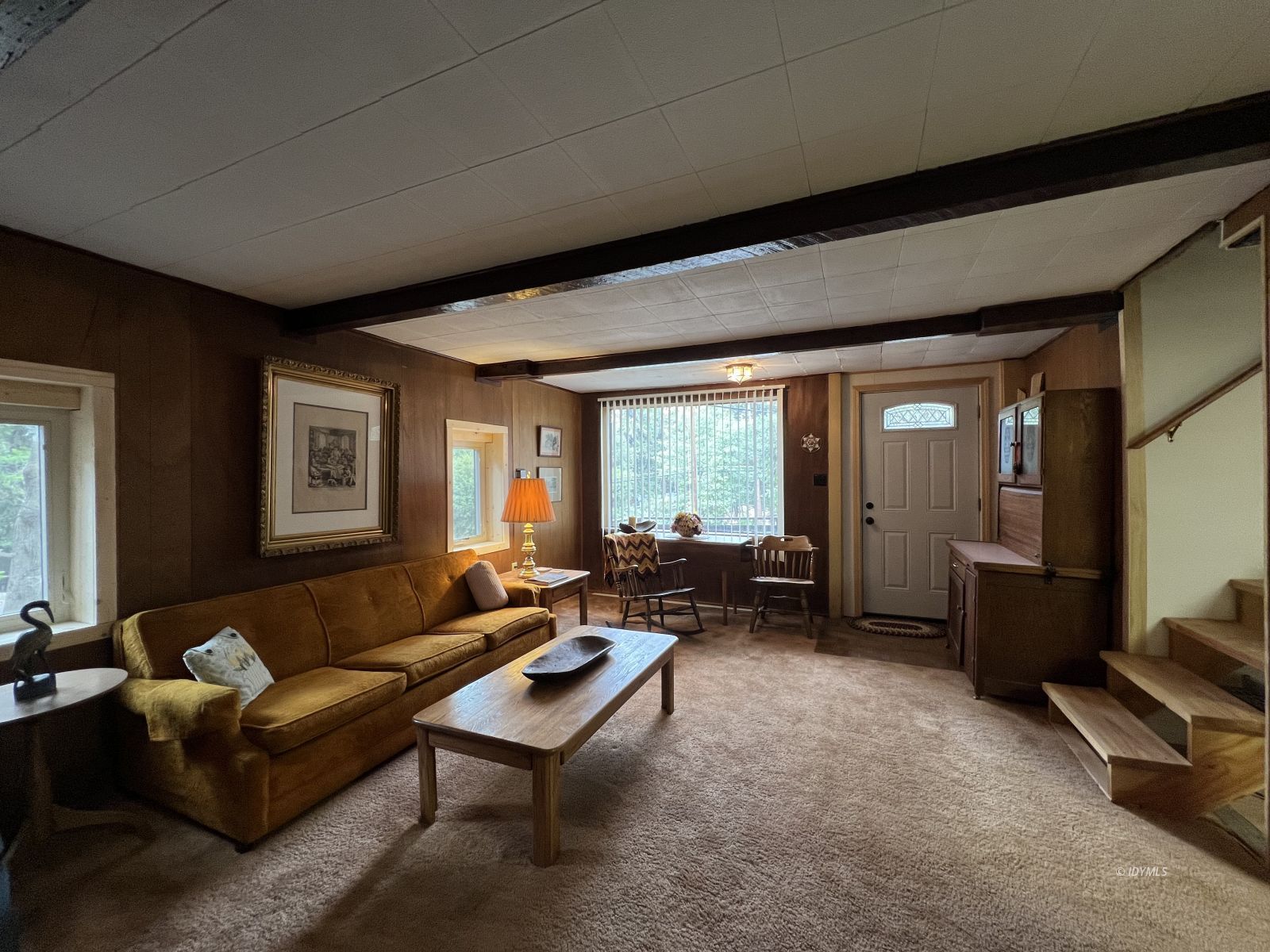 52635 Sylvan Way Idyllwild, CA 92549 - Photo 17 of 30 Living Room