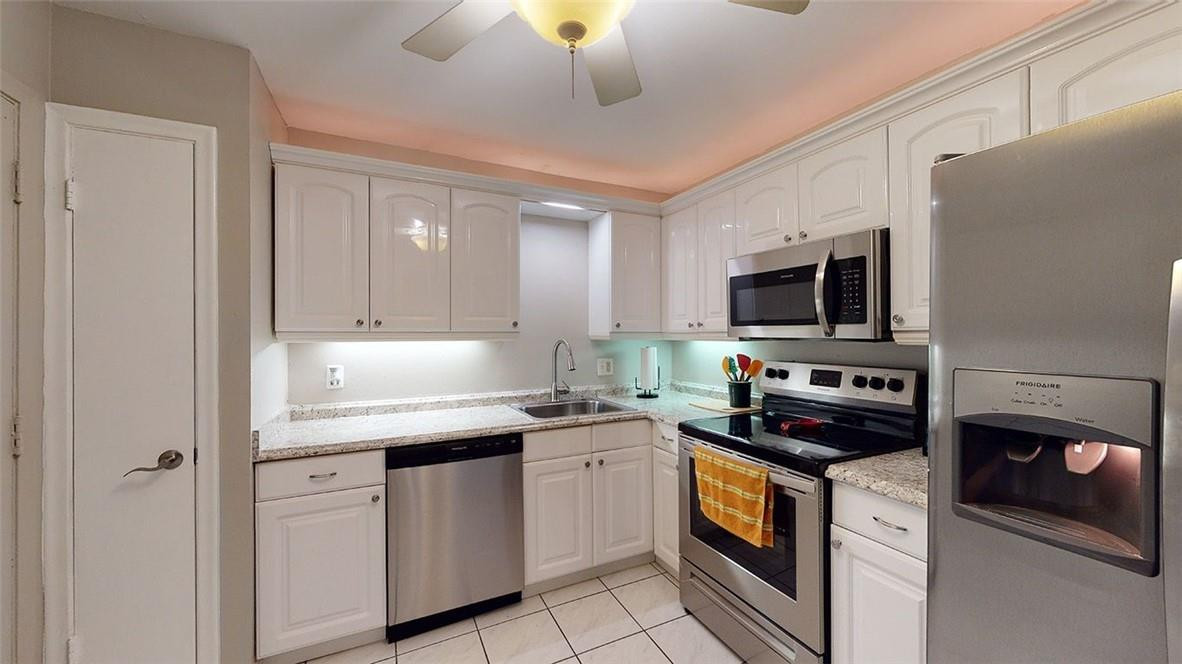22615 Southwest 66th Avenue, Unit 211 Boca Raton, FL 33428 - Photo 2 of 27 Photo 2