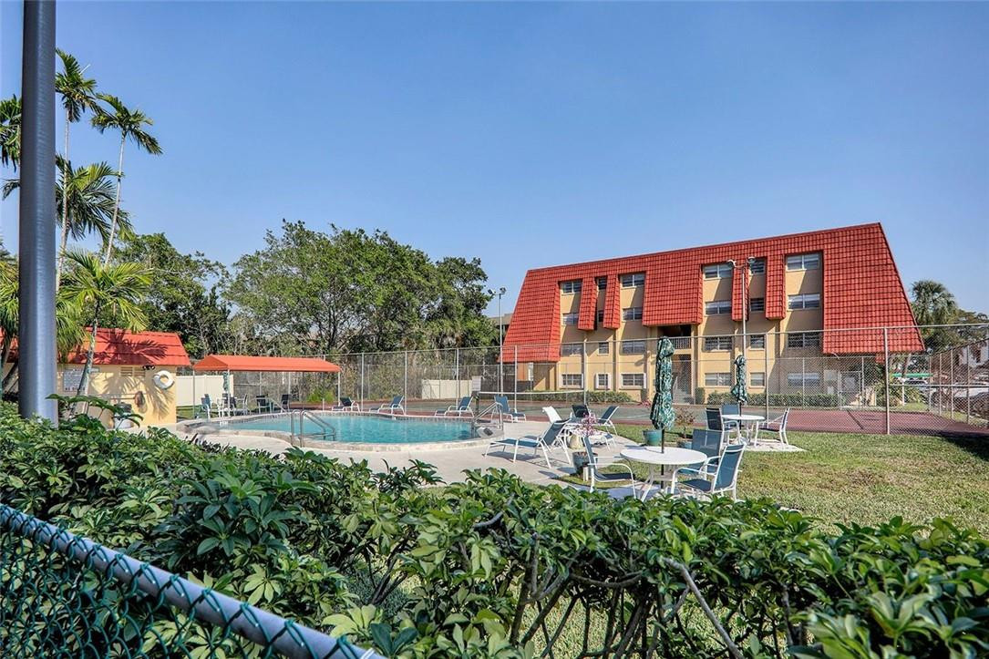 22615 Southwest 66th Avenue, Unit 211 Boca Raton, FL 33428 - Photo 25 of 27 community pool