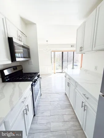 $2,300 | 7618 Savannah Street, Unit 104, Falls Church, VA 22043