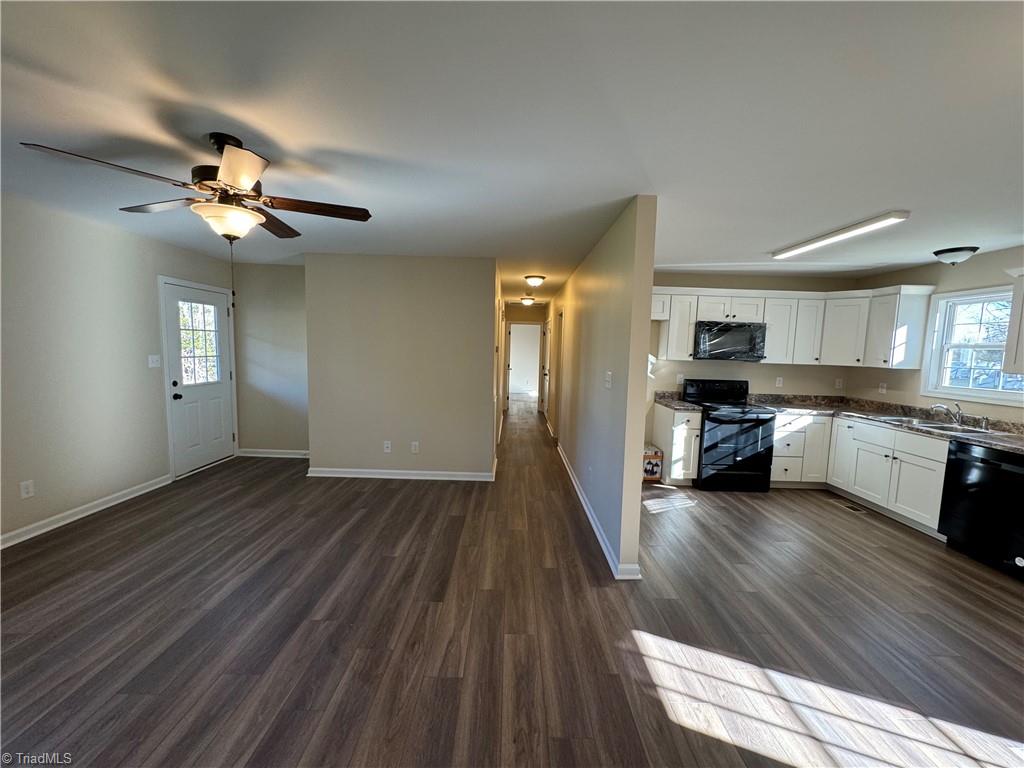 5889 Mendenhall Road Archdale, NC 27263 - Photo 5 of 13 Gallery Image 5