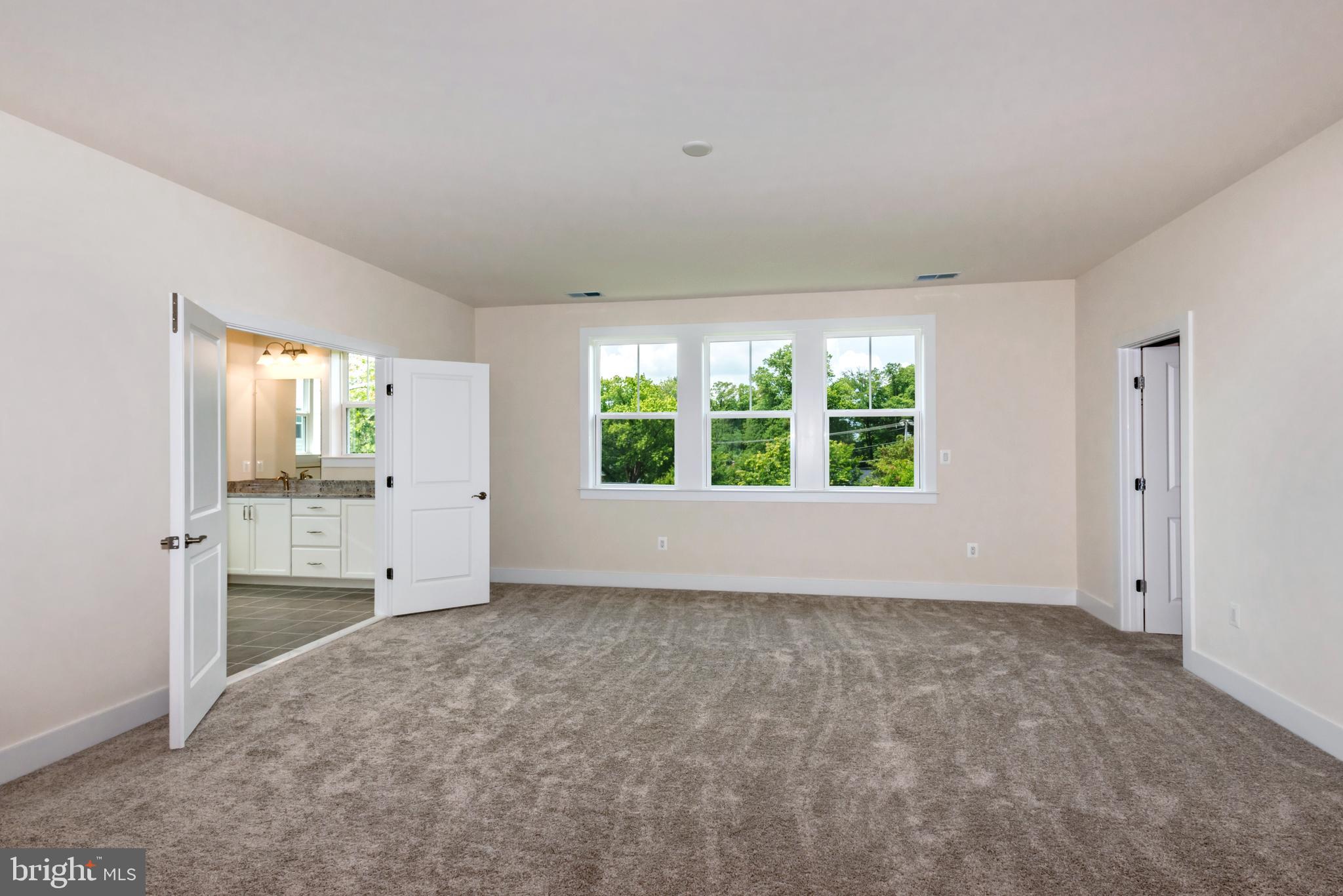 6233 Mcconnell Lane Springfield, VA 22152 - Photo 12 of 31