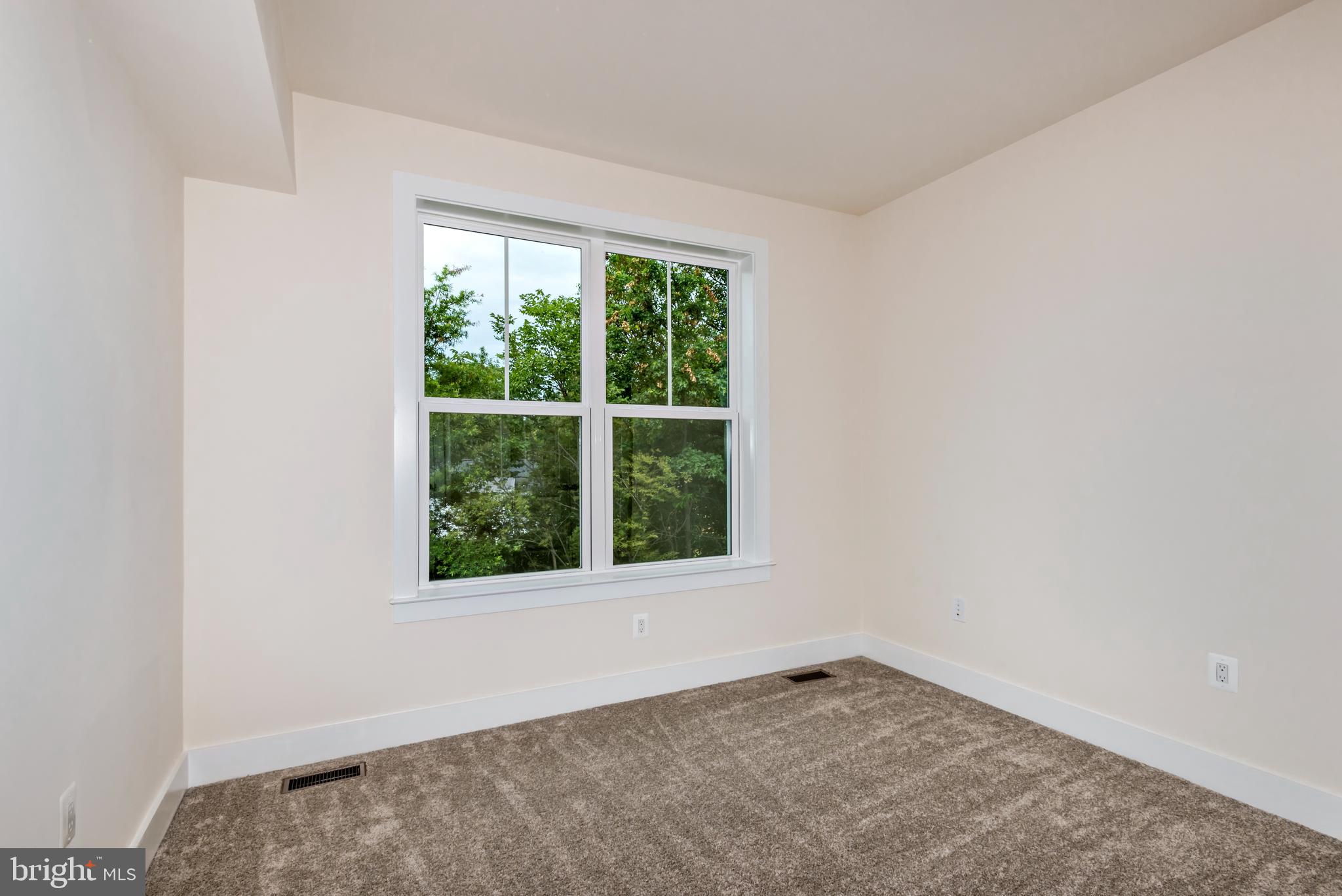 6233 Mcconnell Lane Springfield, VA 22152 - Photo 9 of 31