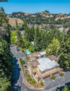 $940,000 | 3279 Mt Diablo Court, Unit 18, Lafayette, CA 94549