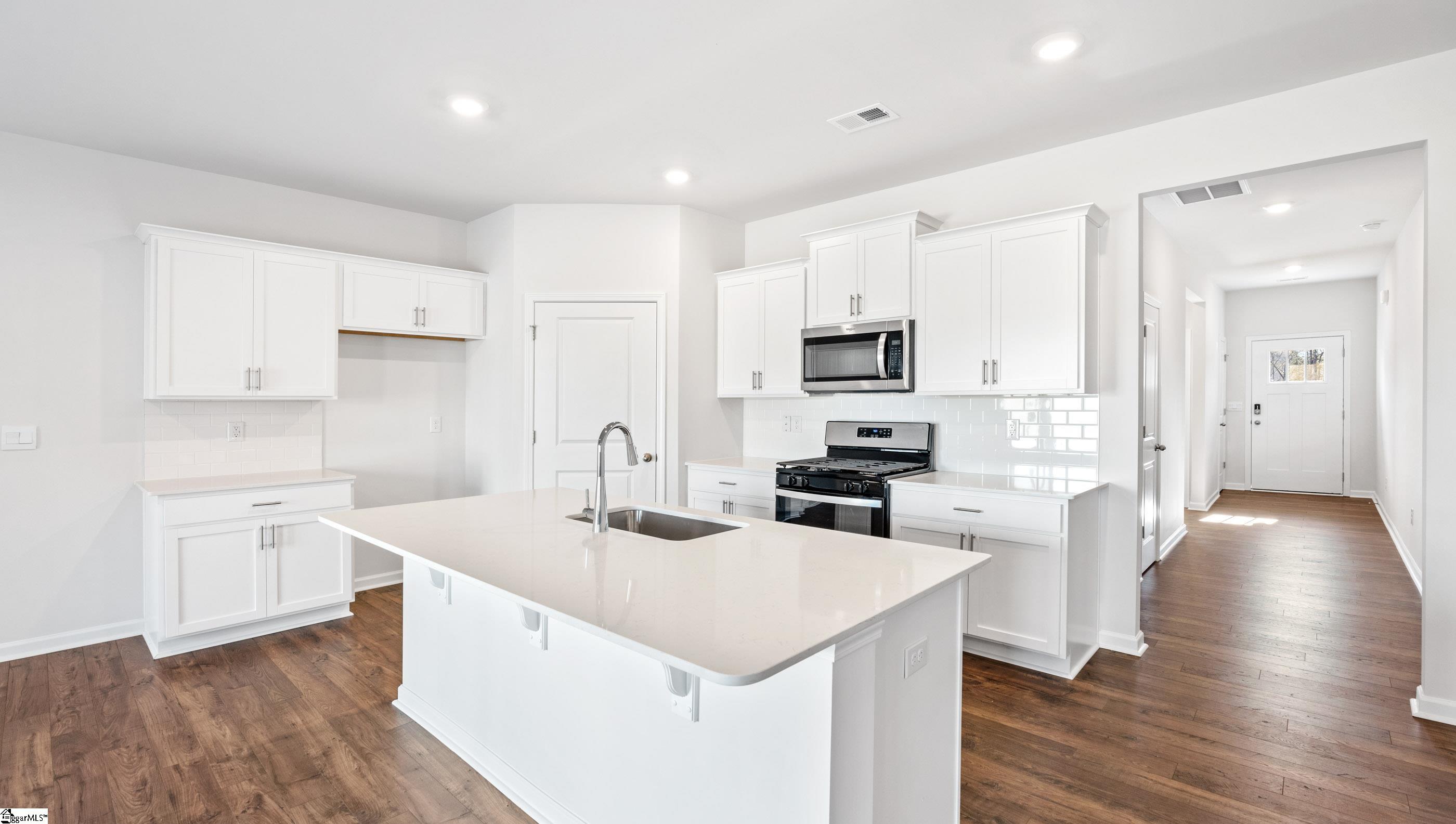 918 Pineland Drive Woodruff, SC 29388 - Photo 12 of 23