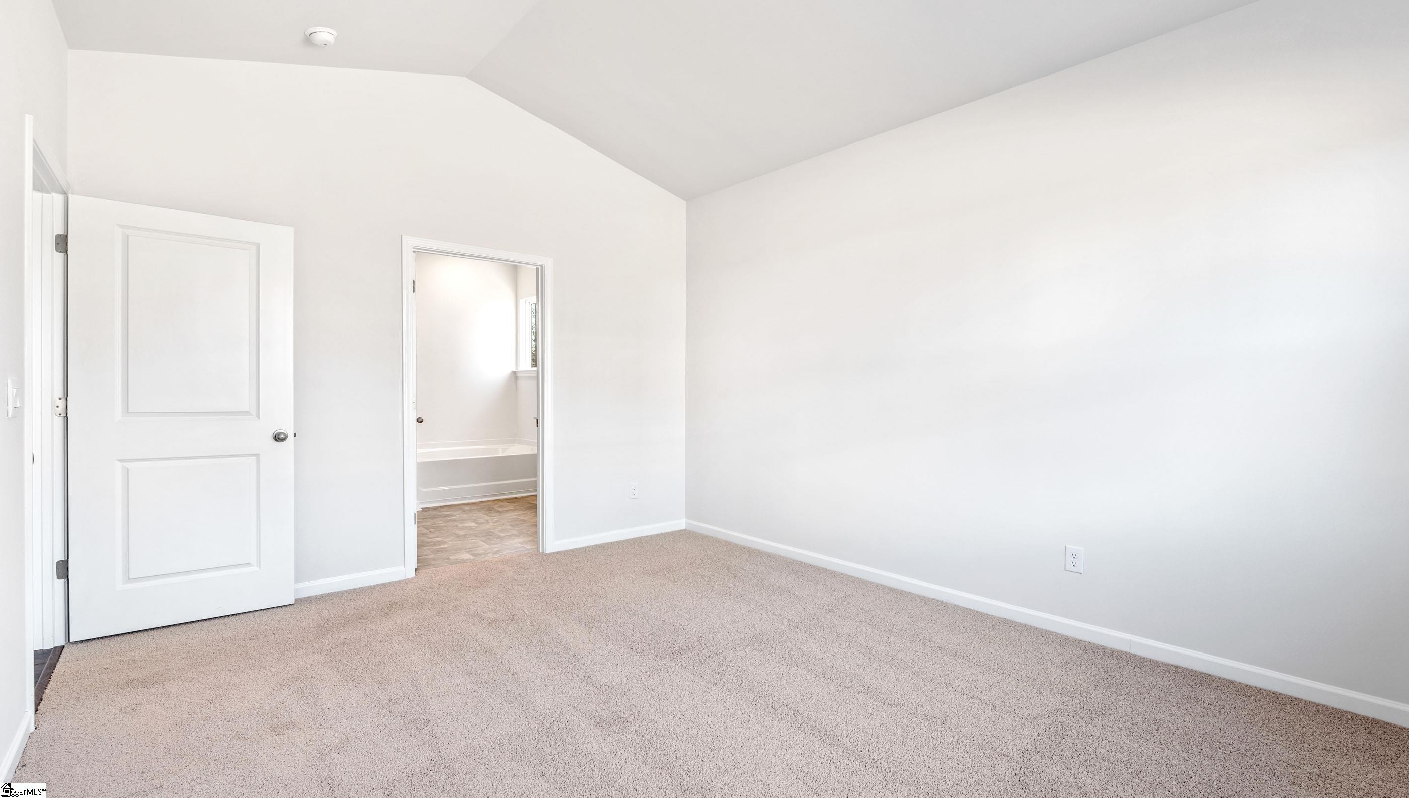 918 Pineland Drive Woodruff, SC 29388 - Photo 3 of 23