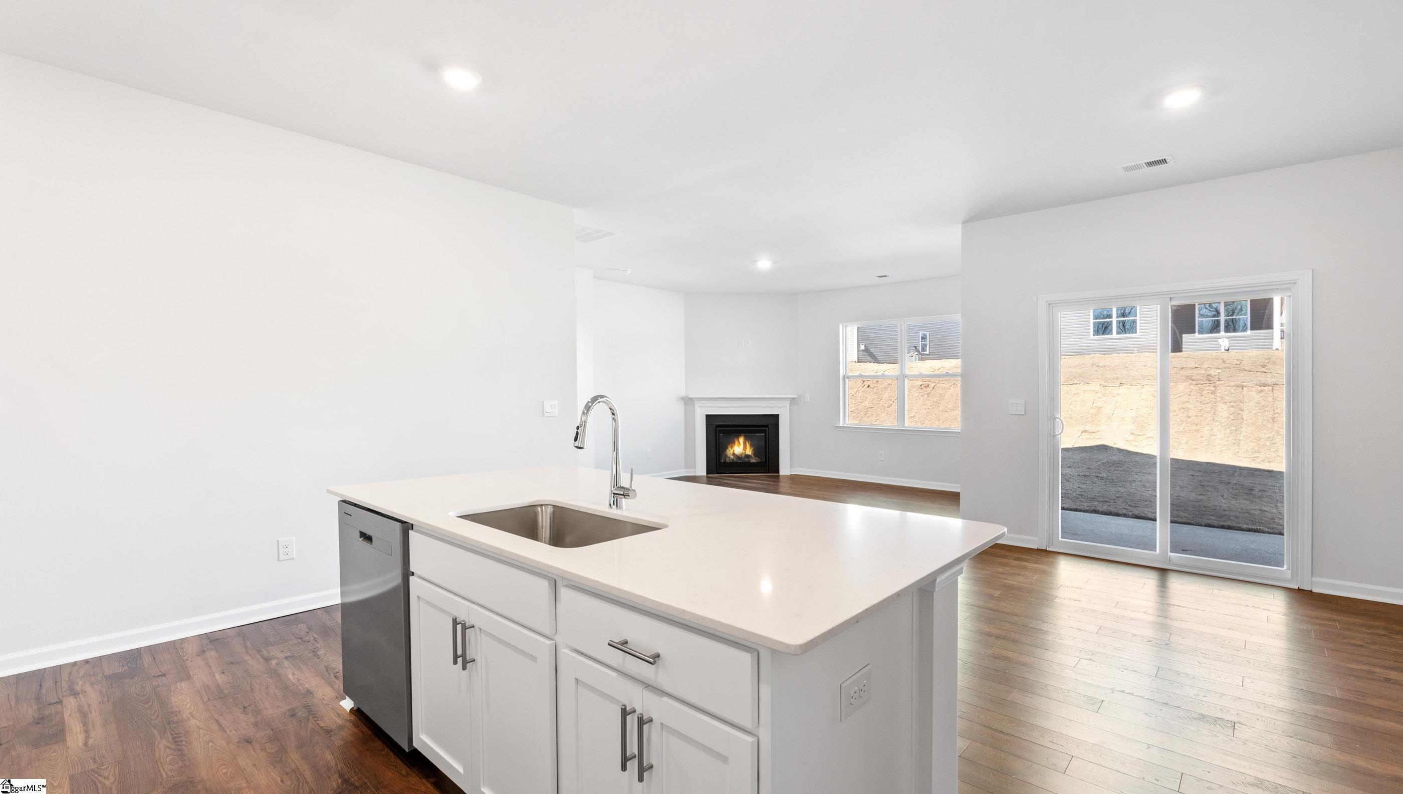 918 Pineland Drive Woodruff, SC 29388 - Photo 9 of 23