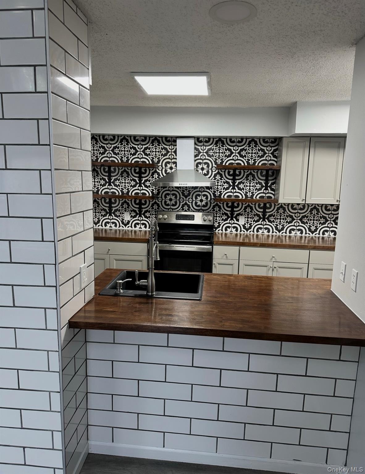 15 Fox Ridge Woodridge, NY 12789 - Photo 9 of 25