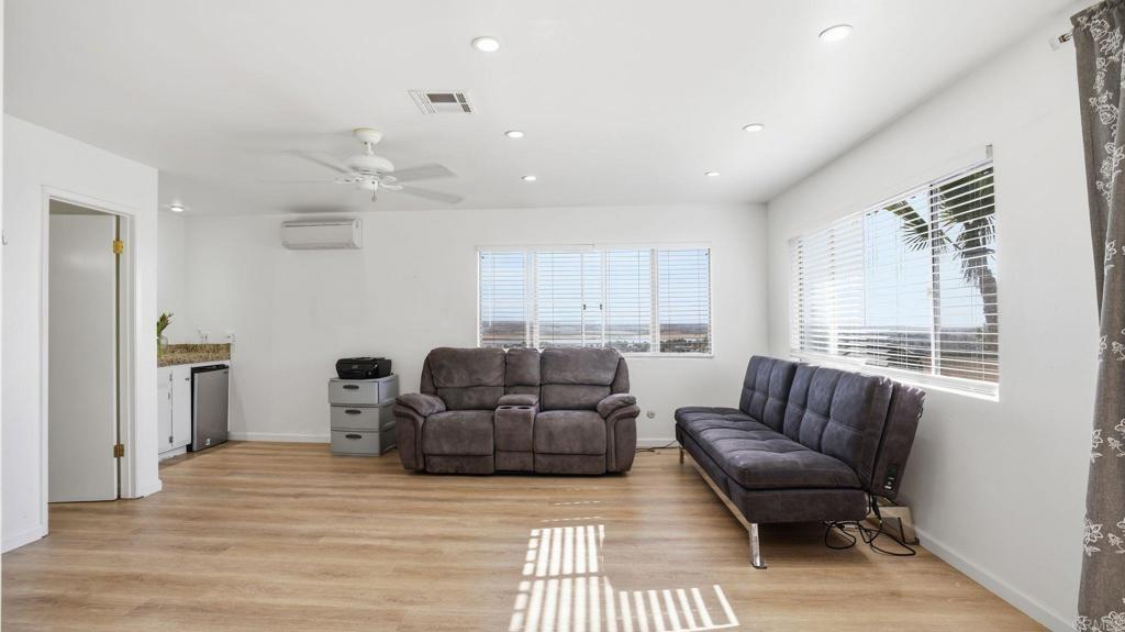 1232 Maria Avenue Spring Valley, CA 91977 - Photo 22 of 34