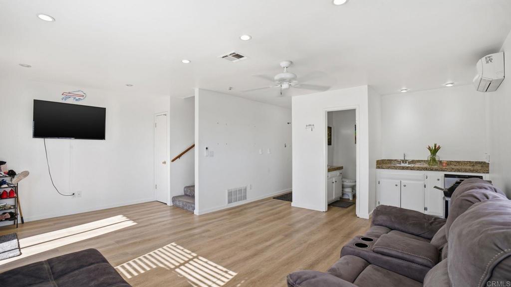 1232 Maria Avenue Spring Valley, CA 91977 - Photo 23 of 34