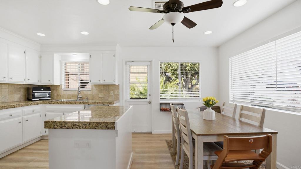 1232 Maria Avenue Spring Valley, CA 91977 - Photo 9 of 34