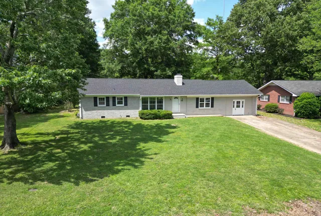 $290,000 | 735 East Main Street, Alamo, TN 38001