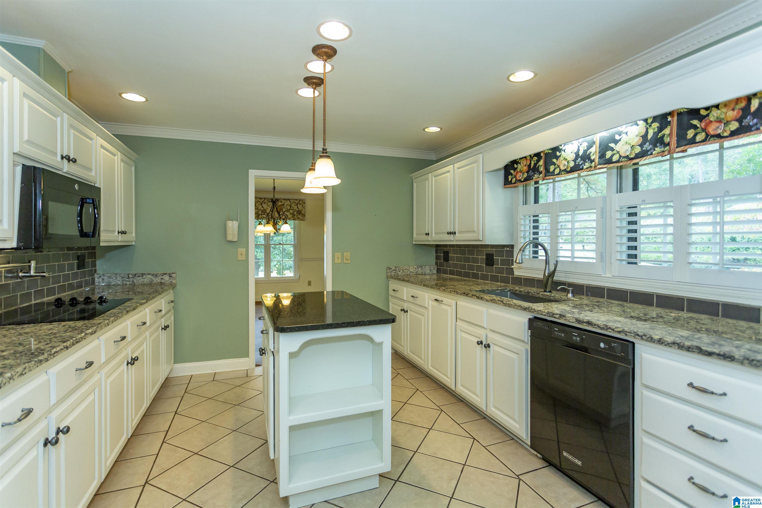 2216 Hunters Cove Birmingham, AL 35216 - Photo 16 of 66