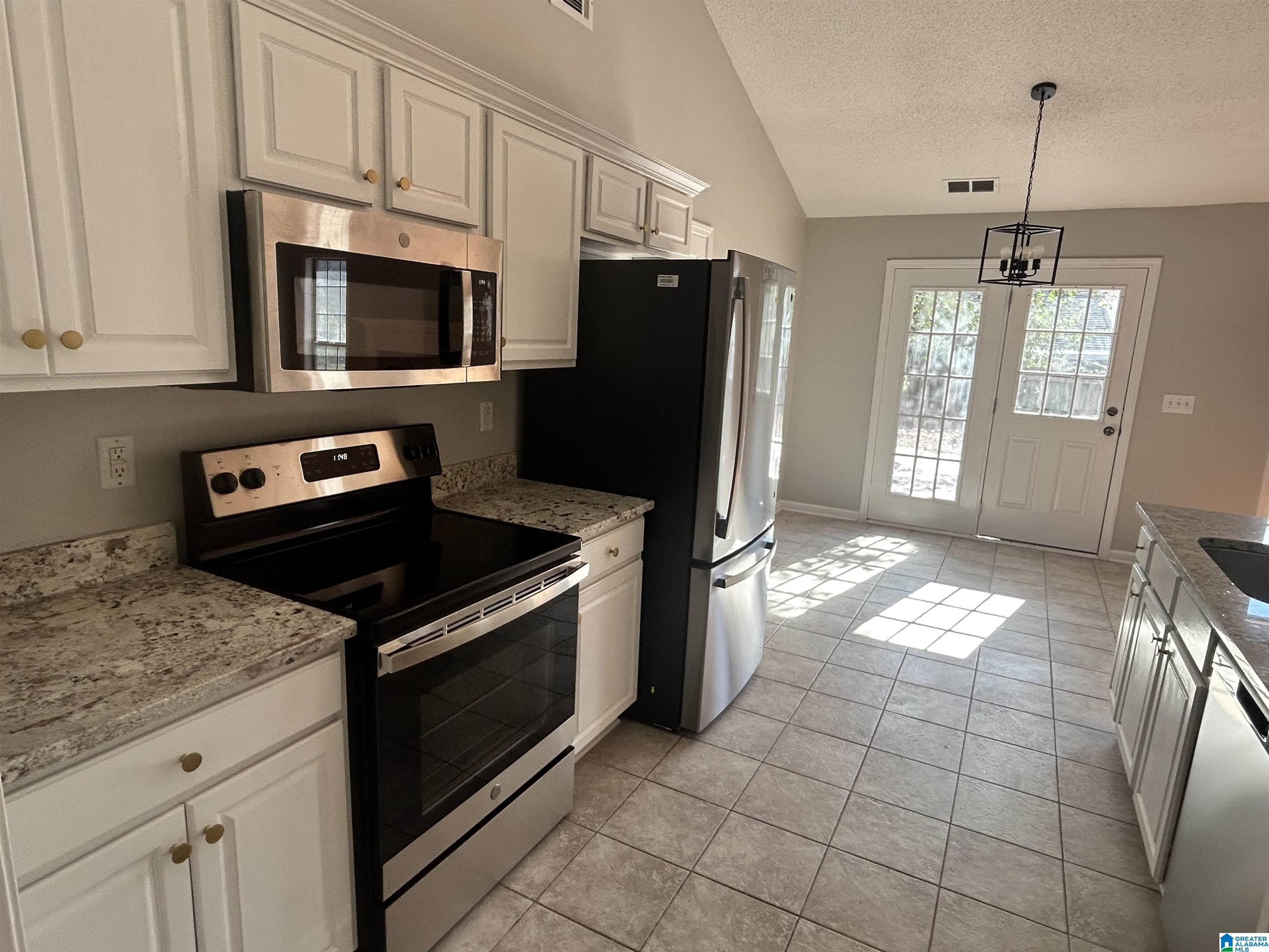 152 Pebble Drive Alabaster, AL 35007 - Photo 8 of 23