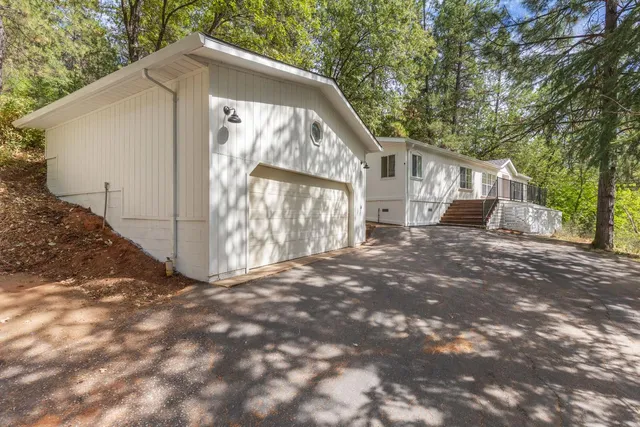 $425,000 | 18506 South Dunvegan Drive, Applegate, CA 95703