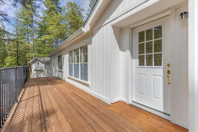 $425,000 | 18506 South Dunvegan Drive, Applegate, CA 95703