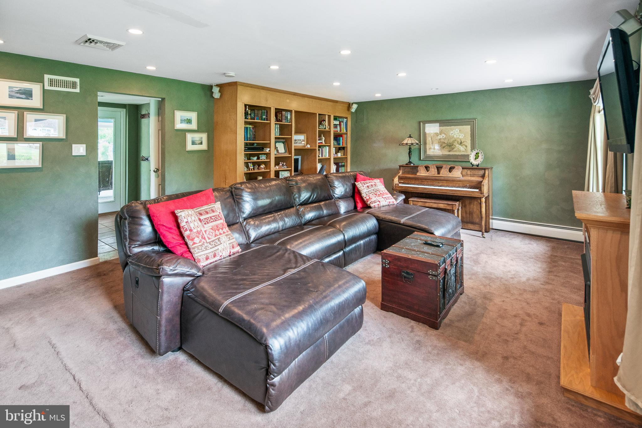 71 Pawnee Road Doylestown, PA 18901 - Photo 18 of 30 Gallery Image 18