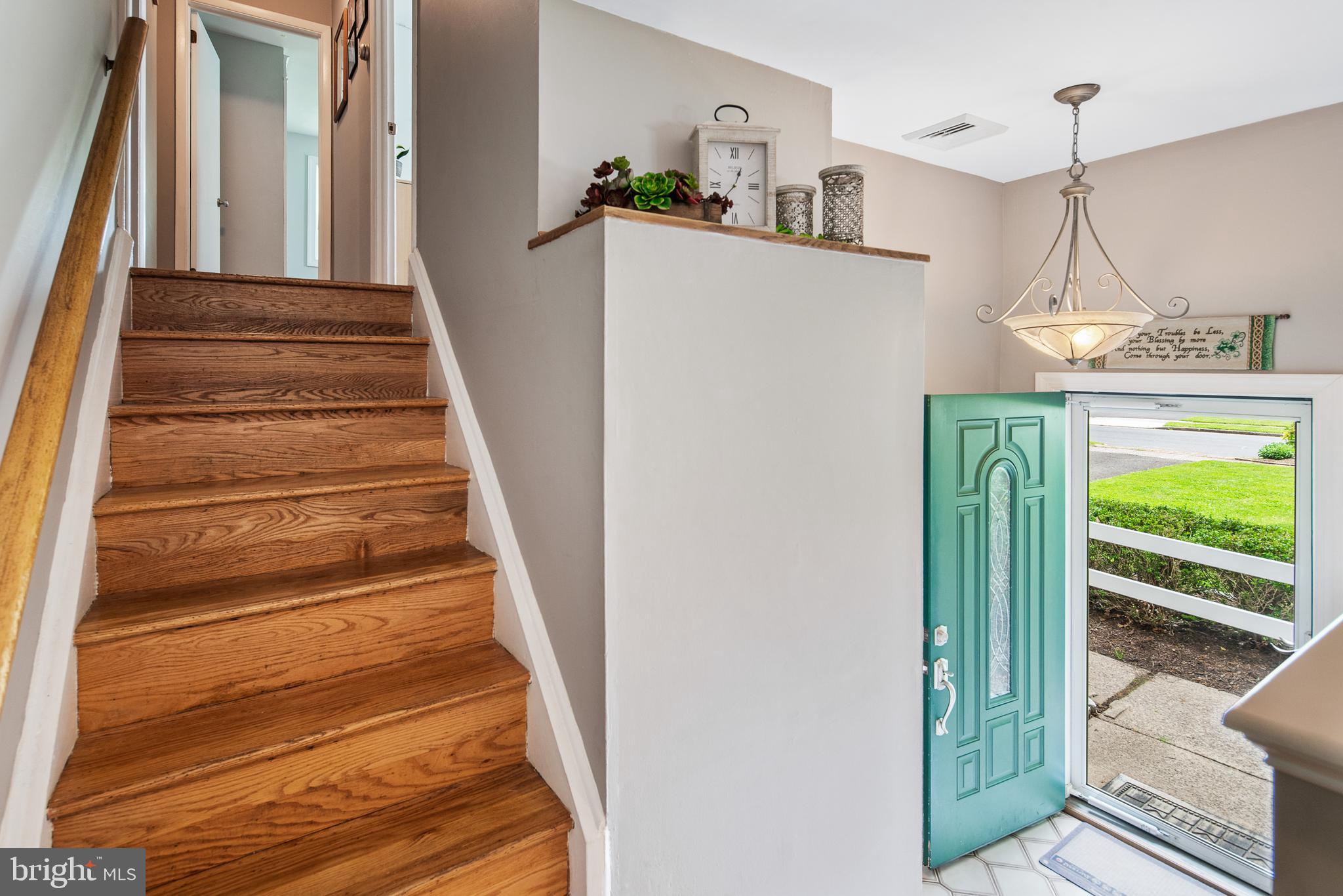 71 Pawnee Road Doylestown, PA 18901 - Photo 4 of 30 Gallery Image 4
