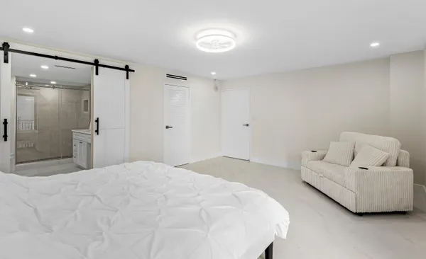 $6,500 | 5460 North Ocean Drive, Unit 5B, Singer Island, FL 33404