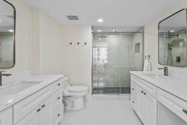 $6,500 | 5460 North Ocean Drive, Unit 5B, Singer Island, FL 33404
