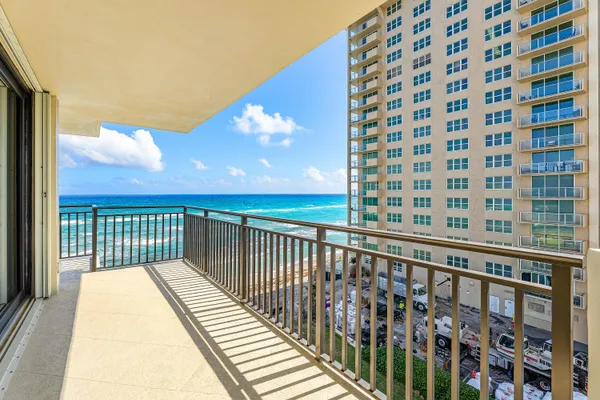 $6,500 | 5460 North Ocean Drive, Unit 5B, Singer Island, FL 33404