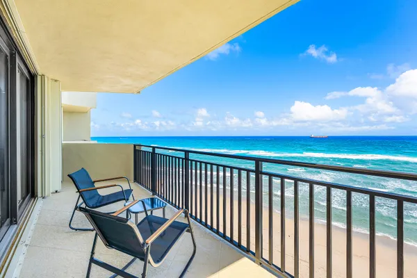 $6,500 | 5460 North Ocean Drive, Unit 5B, Singer Island, FL 33404