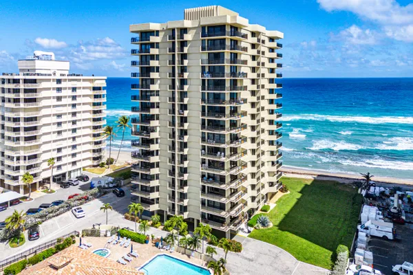 $6,500 | 5460 North Ocean Drive, Unit 5B, Singer Island, FL 33404