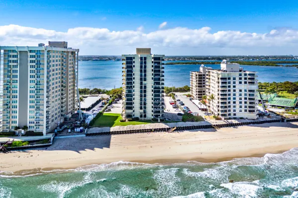 $6,500 | 5460 North Ocean Drive, Unit 5B, Singer Island, FL 33404