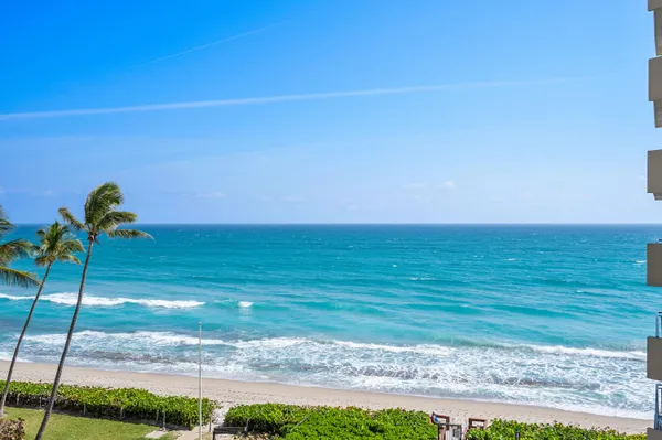 $6,500 | 5460 North Ocean Drive, Unit 5B, Singer Island, FL 33404