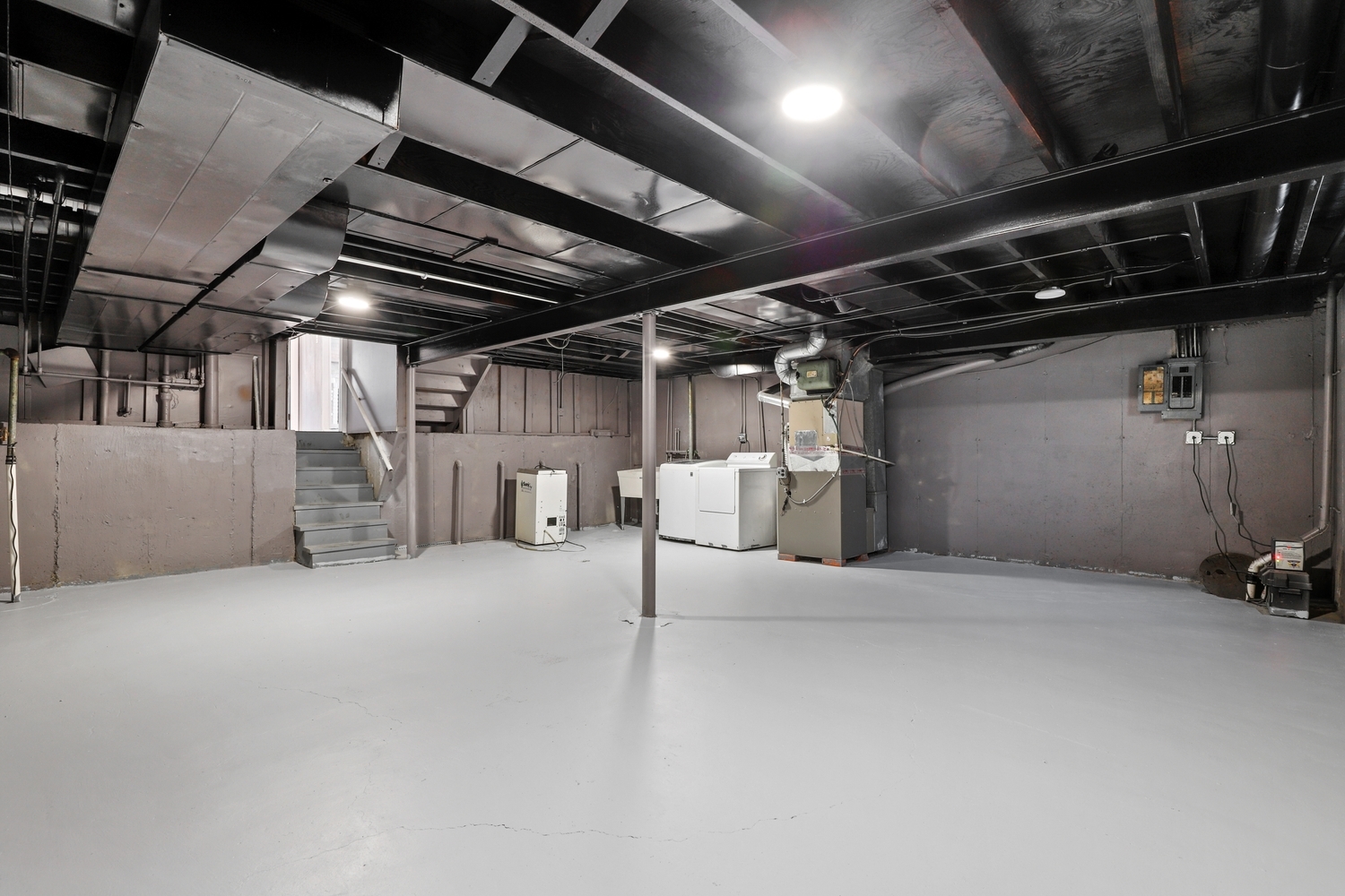 3518 South Manor Drive Lansing, IL 60438 - Photo 23 of 27 a view of empty room with wooden ceiling