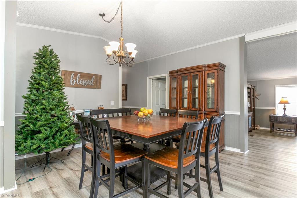 665 Pine Needle Trail Thomasville, NC 27360 - Photo 11 of 45