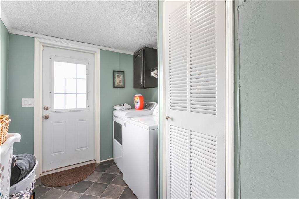 665 Pine Needle Trail Thomasville, NC 27360 - Photo 19 of 45