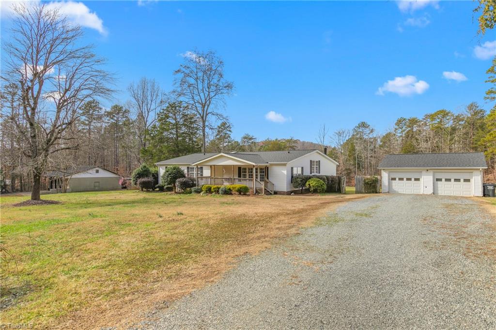 665 Pine Needle Trail Thomasville, NC 27360 - Photo 43 of 45