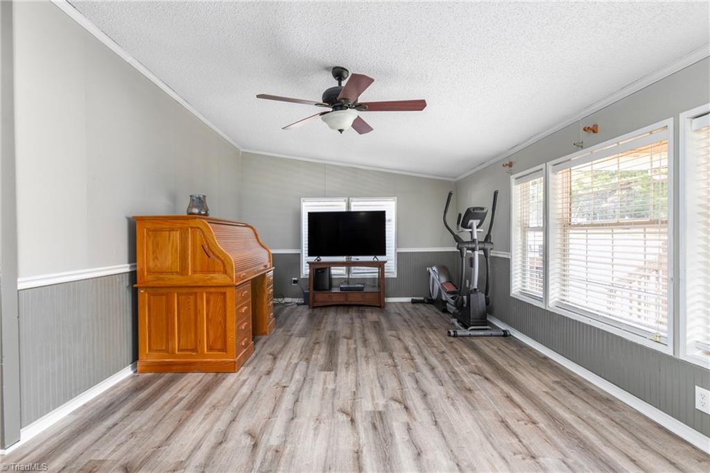 665 Pine Needle Trail Thomasville, NC 27360 - Photo 10 of 45