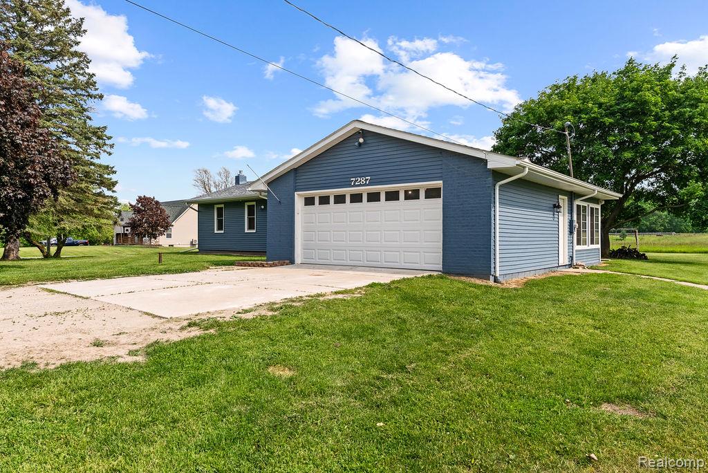 7287 West Ray Road Gaines, MI 48436 - Photo 4 of 43