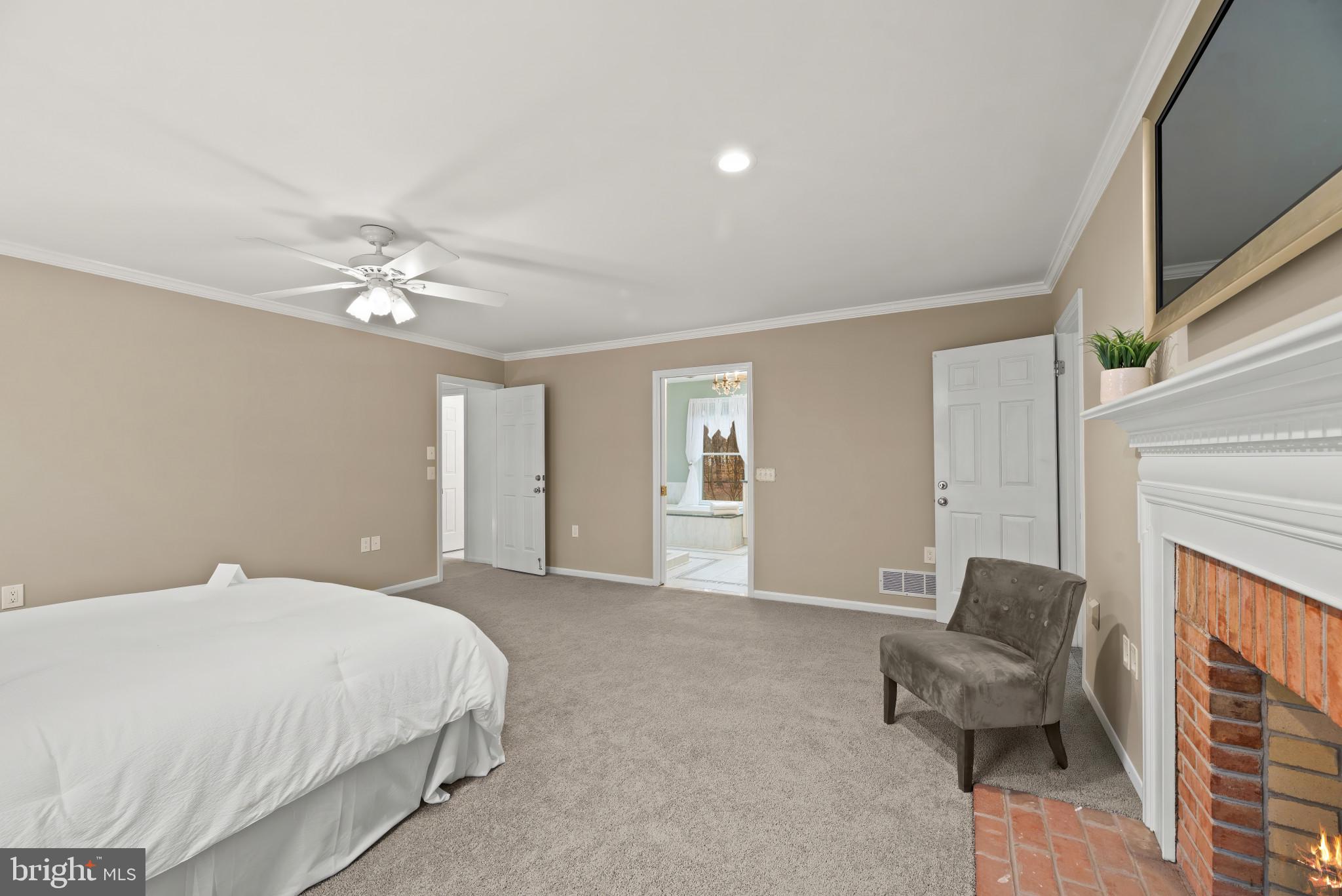 2107 Bennett Point Road Queenstown, MD 21658 - Photo 18 of 38 Primary Bedroom