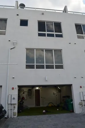 $5,150 | 10347 Northwest 64th Lane, Unit LN, Doral, FL 33178