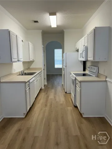 $1,875 | 1159 Mohawk Street, Unit F3, Savannah, GA 31419