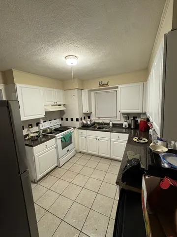 $3,800 | 180-182 Princeton Avenue, Unit 2, Waltham, MA 02451