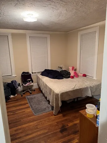 $3,800 | 180-182 Princeton Avenue, Unit 2, Waltham, MA 02451